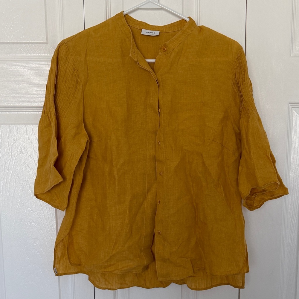 Akris Punto Linen Blouse